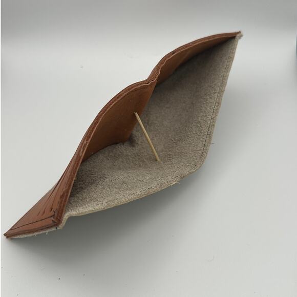 Minimalist Handmade Oaxaca Leather Wallet Beige Slim Bifold Card Holder - Picture 4 of 6